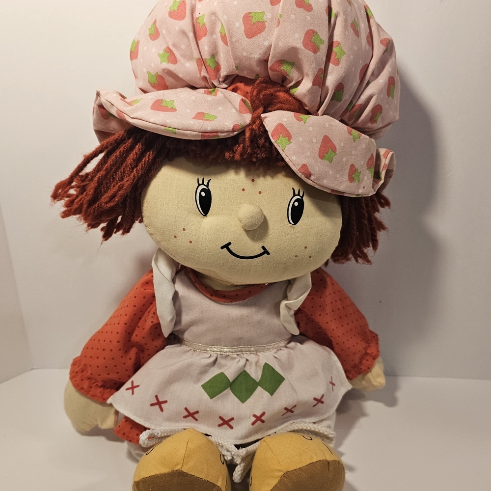 Vintage 2002 Strawberry Shortcake Plush Doll Toy 19" Cloth Rag Doll